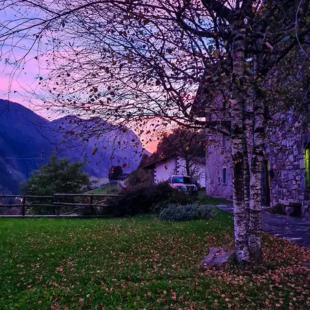 Ferienhaus La Ca Granda, Quiet House With Mountain Views Gandellino